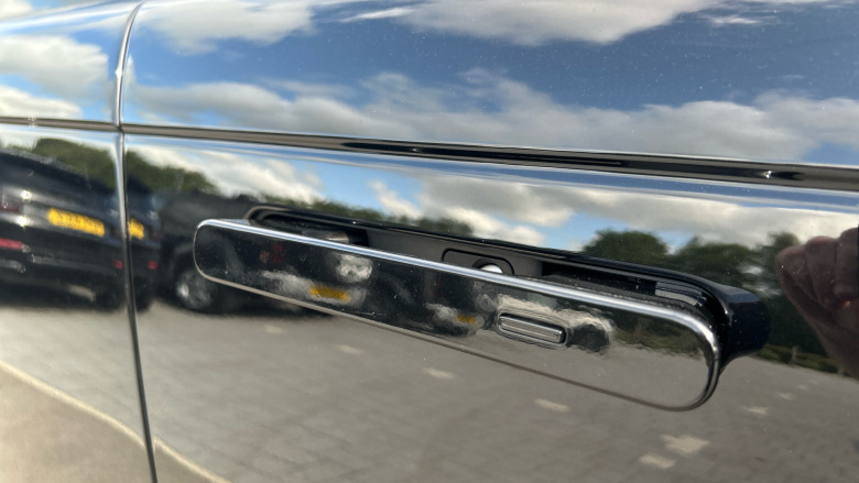 Land Rover Range Rover 3.0 P460e SE 4dr Auto Estate